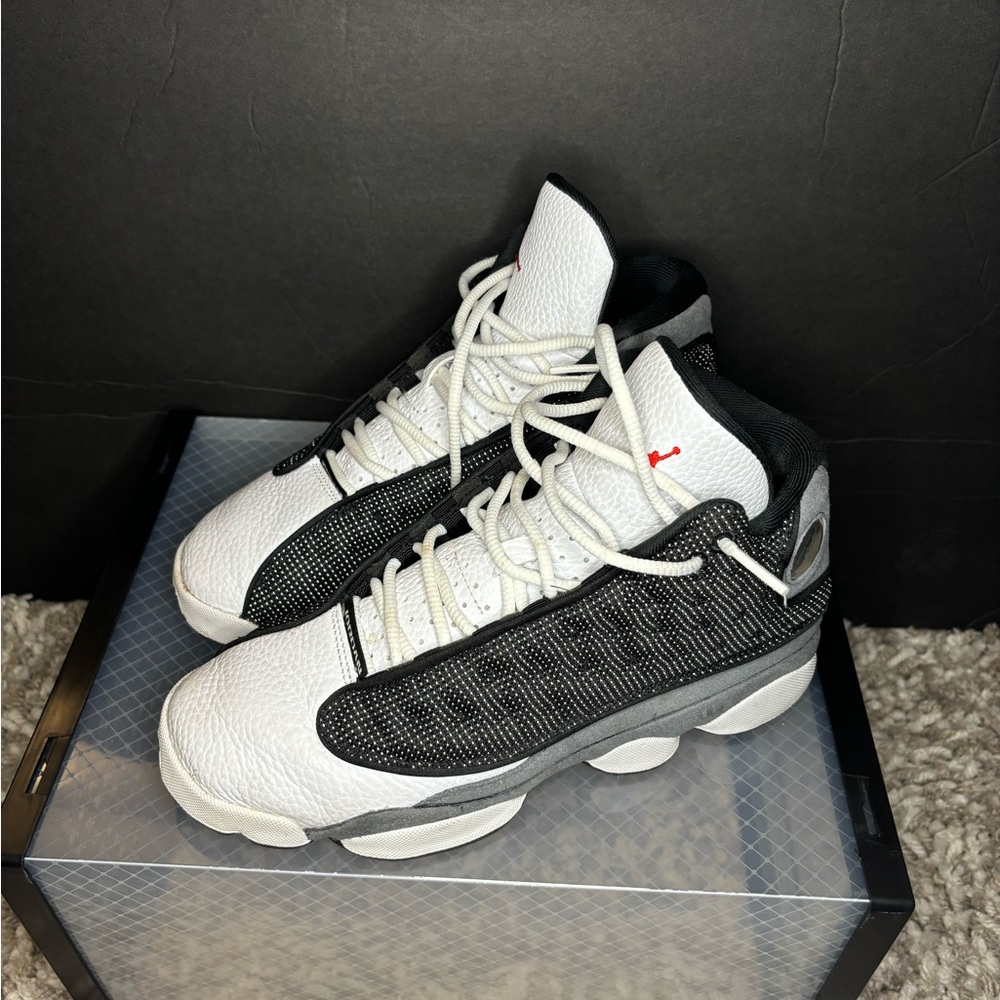 Jordan 13 - Picture 2 of 3